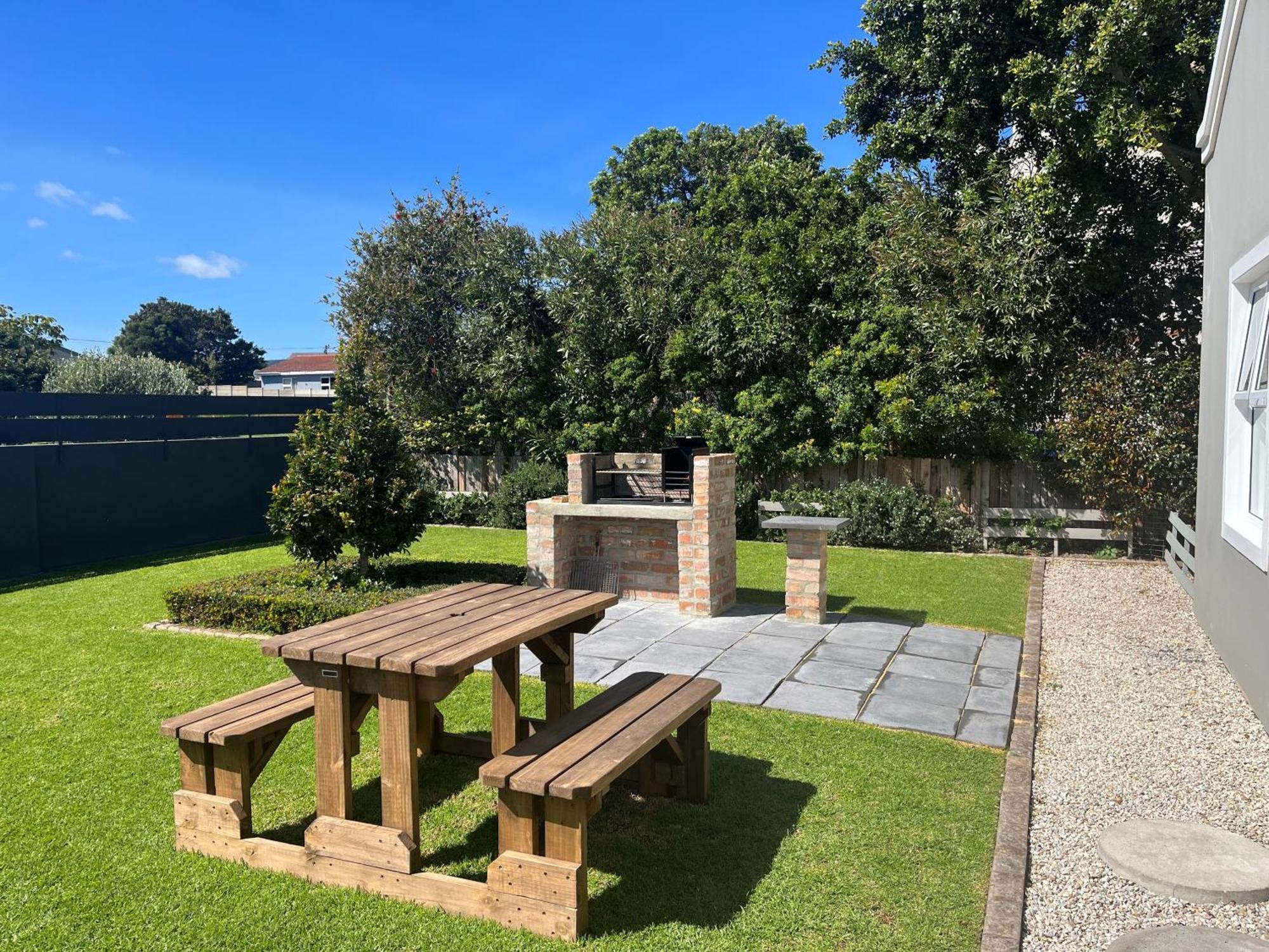 Serenity Self-Catering 2-Bed Unit Hermanus Ngoại thất bức ảnh